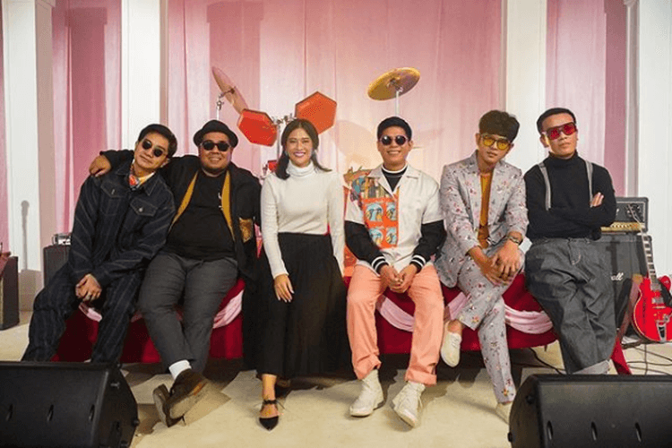 Berdisko Dengan Lagu Baru Diskoria Feat Dian Sastrowardoyo